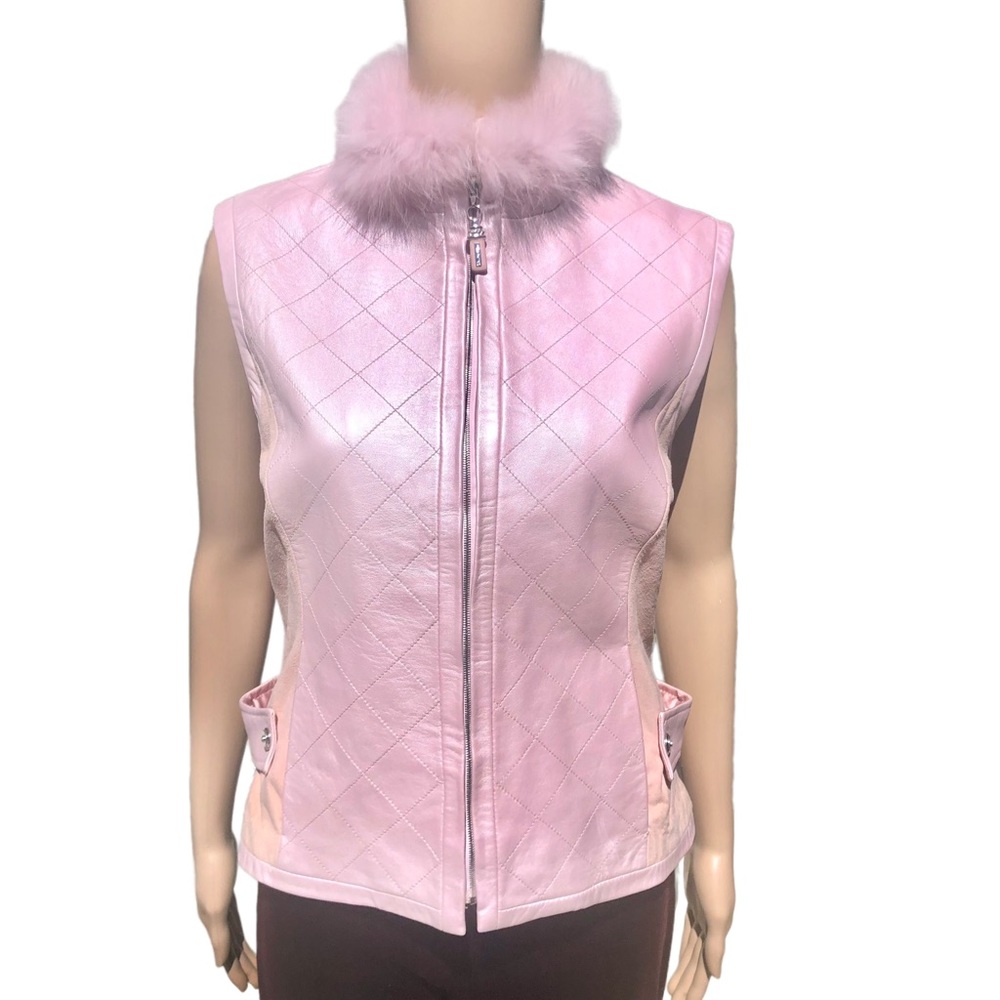 St. John Collection pink pearlized quilted leather sleeveless jacket with fur